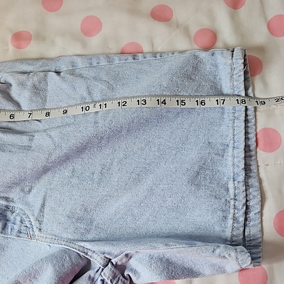 Lee ladies light wash shorts NWOT size 10 M. - Picture 15 of 15